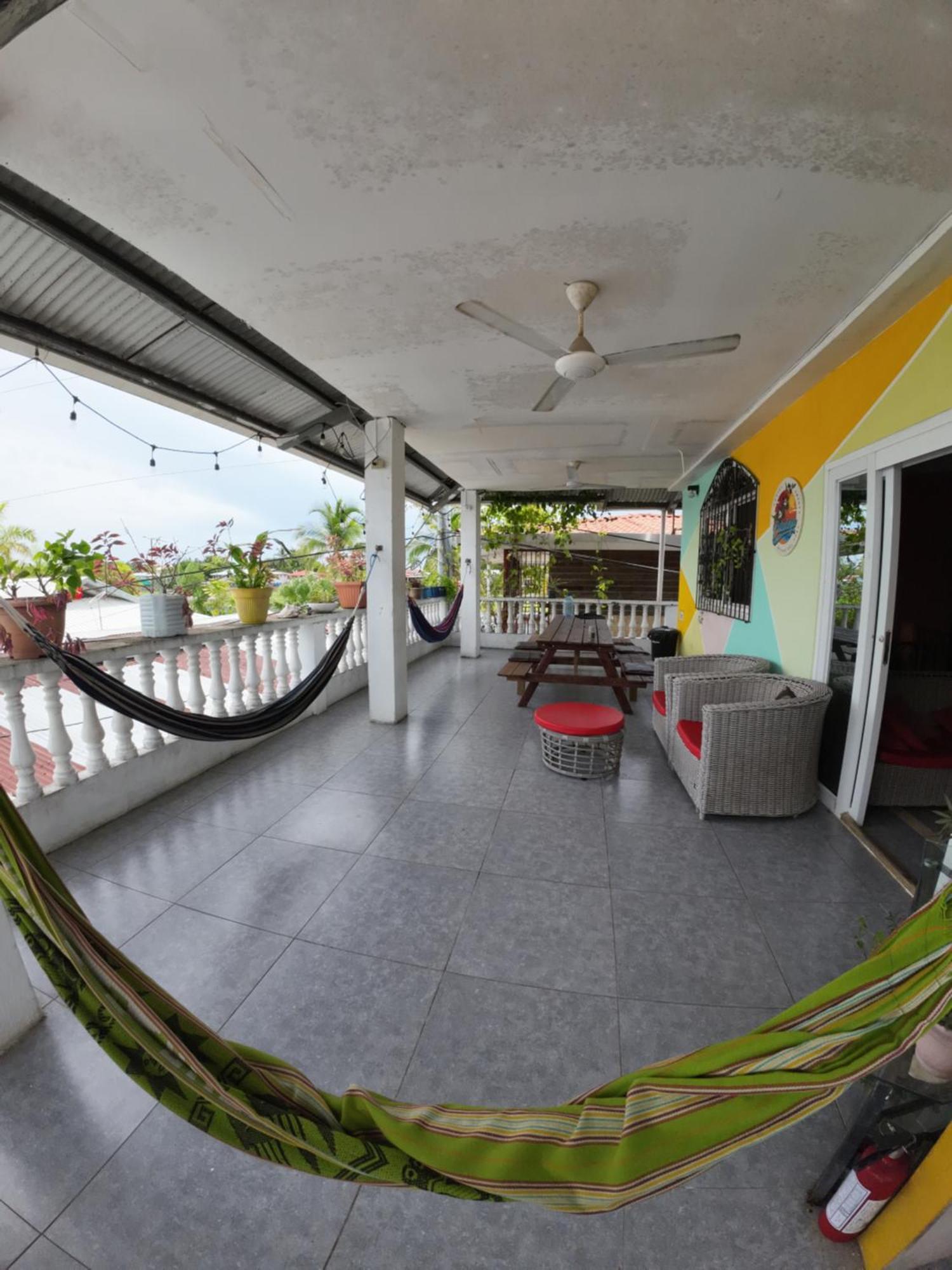 Cataleya Hostel Bocas del Toro Buitenkant foto