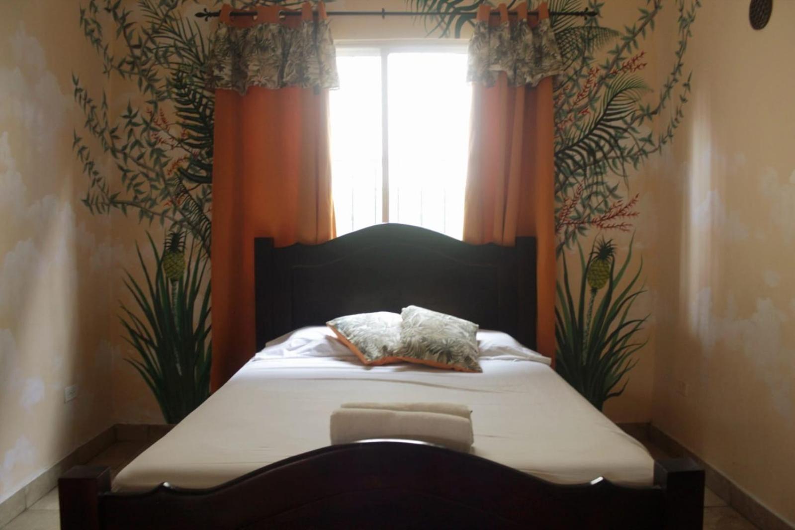 Cataleya Hostel Bocas del Toro Buitenkant foto
